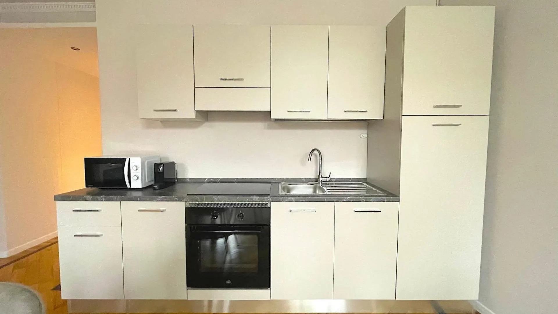 Best View Boutique Apartments Bergamo 0*,  Italy