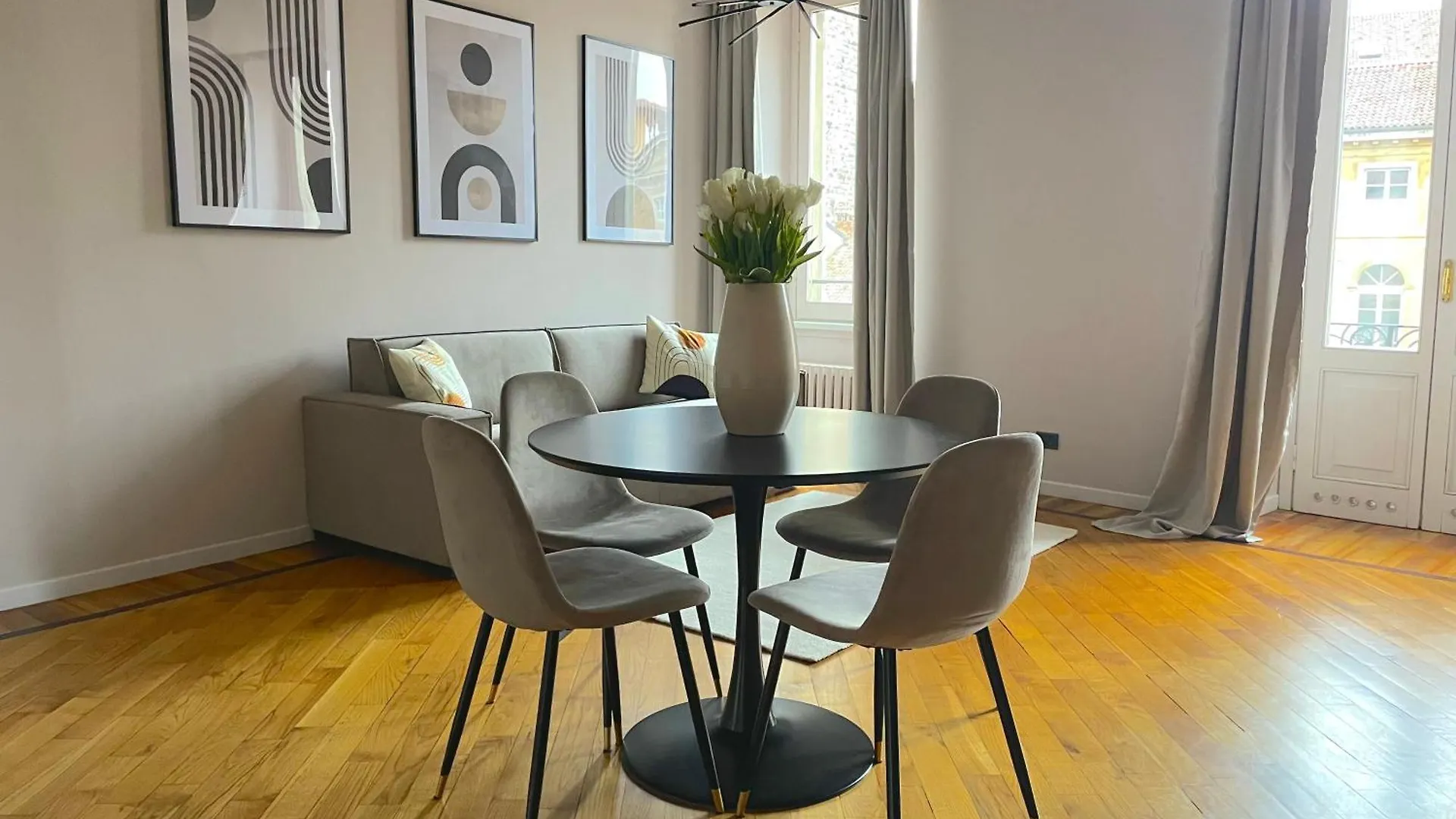 Best View Boutique Apartments Bergamo 0*,
